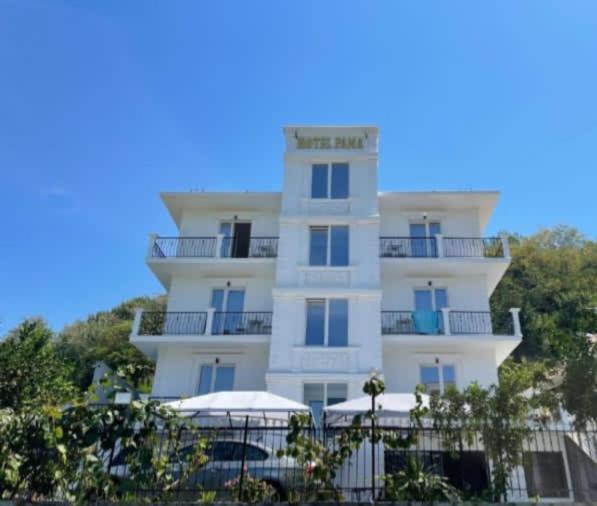 Hotel Fama Škalngur Exterior foto